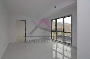 Продажба - Апартамент във Възраждане 3,  Варна
