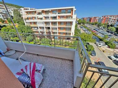 Vânzare - Apartament în Elenite,  Burgas