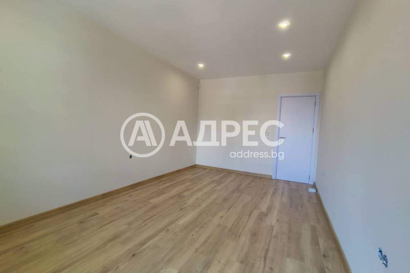 Cu trei camere Apartament în Malinova Dolina, Sofia – fotografia 3