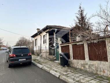 Vânzare - Casă în Izvor,  Burgas