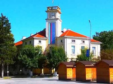 Cheap houses and apartments in Kubrat