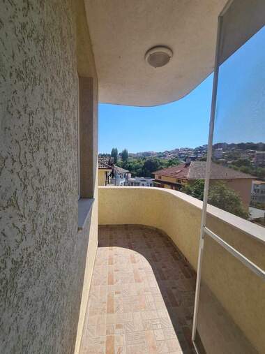 For rent - Apartment in Mladejki halm,  Haskovo