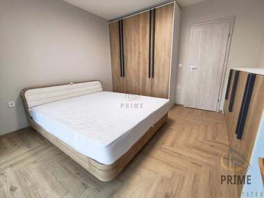 Miete - Wohnung in Zentar,  Burgas