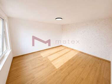 For sale - House in Vinica,  Varna