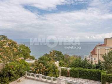 For sale - Apartment in k.k. Chayka,  Varna