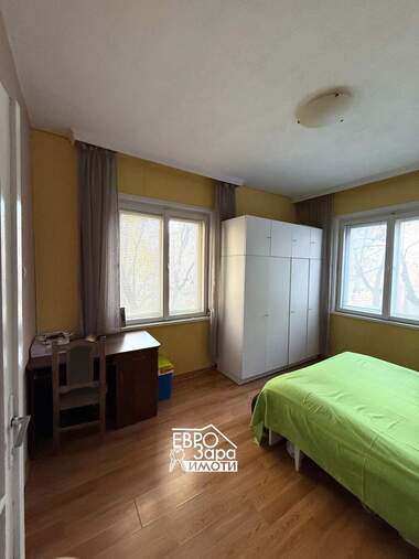 Vânzare - Apartament în Aiazmoto,  Stara Zagora
