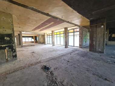 For sale - Store/Office/Storage/Beauty saloon/Venue/Dental office in Hisaria,  Haskovo