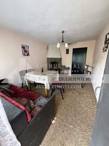 Vânzare - Etaj din casă în Kriceim,  Plovdiv