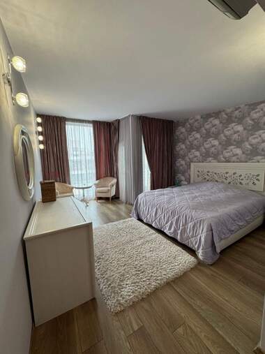 Kira - Ev olarak Sarafovo,  Burgas