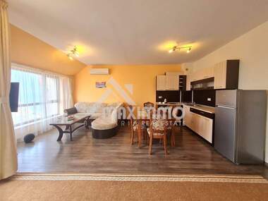 For sale - Apartment in Alen mak,  Varna