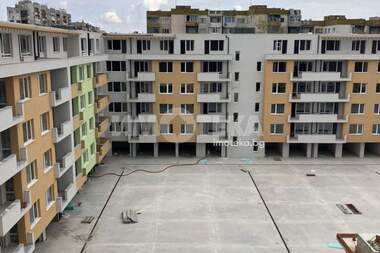 Verkauf - Wohnung in Üjen,  Plowdiw