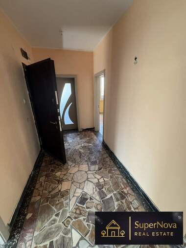 Vânzare - Apartament în Kamenni,  Haskovo