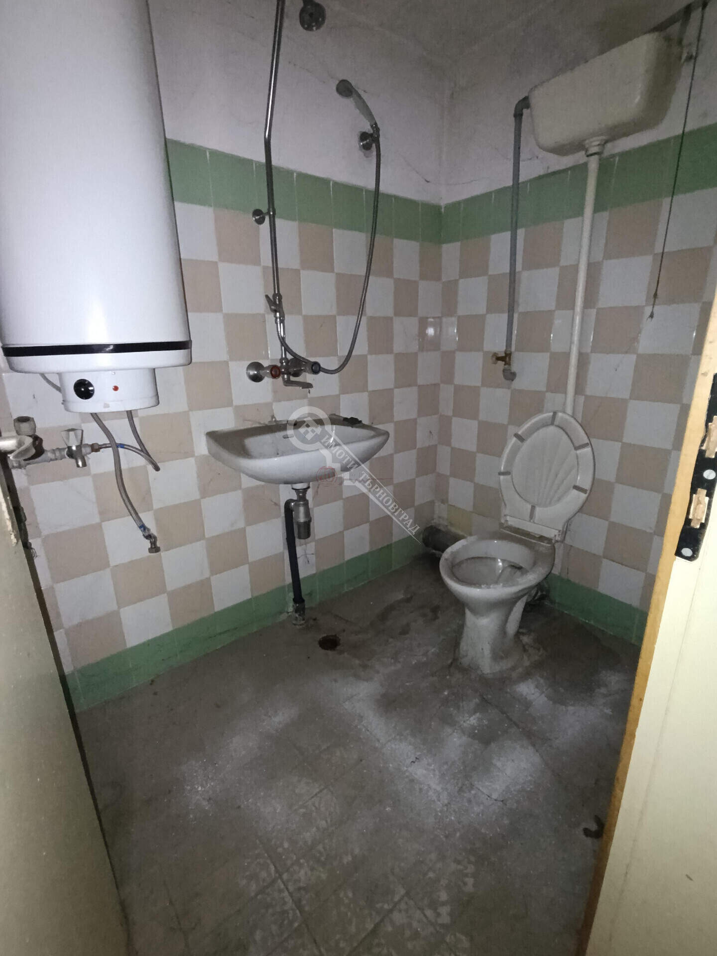 Тристаен Апартамент в Трявна, Габрово – снимка 9
