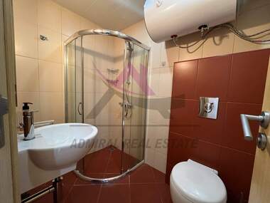 Închiriere - Apartament în Țveten kvartal,  Varna