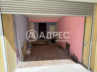 Ενοίκιο - Θέση στάθμευσης σε Колхозен пазар,  Варна