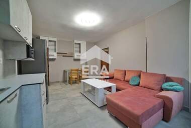 Închiriere - Apartament în Hipodruma,  Sofia