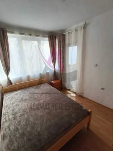 Închiriere - Apartament în Okrăjna bolnița - Generali,  Varna
