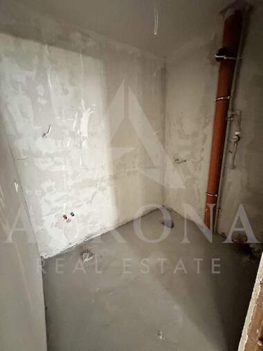Продажба - Апартамент в Остромила,  Пловдив