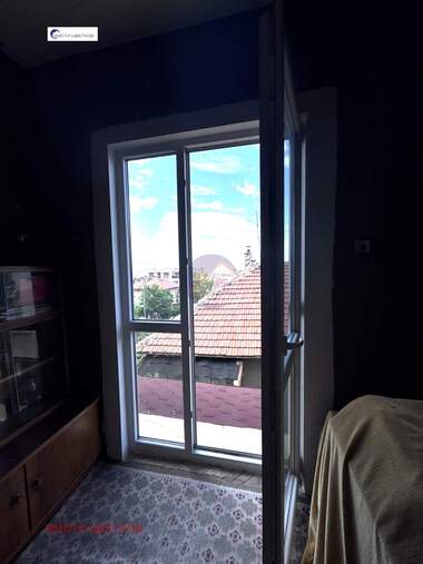 Verkauf - Etage von Haus in Zentar,  Wraza