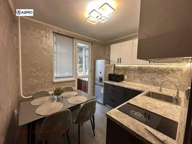 Închiriere - Apartament în Ideal City Center,  Pleven