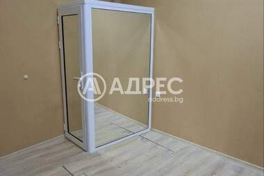 For rent - Store in Center,  Varna