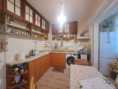 For sale - Apartment in Dobrudjanski,  Shumen