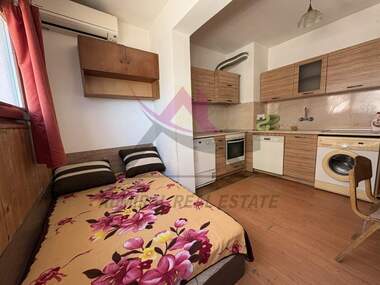 Kira - Apartman olarak Mladost 1,  Varna