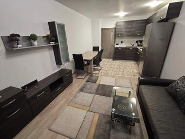 Miete - Wohnung in Izgrew,  Burgas