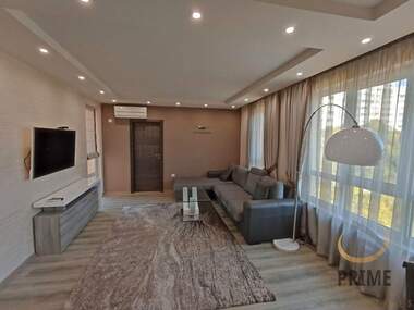 Închiriere - Apartament în Țentăr,  Burgas