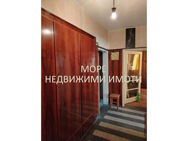 Продажа - Квартира в Айтос,  Бургас