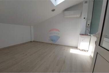 For rent - Office in Center,  Varna
