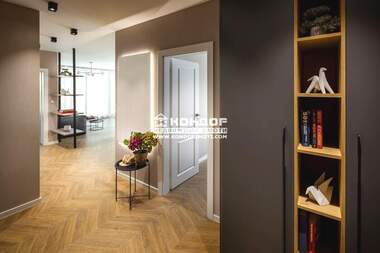 Vânzare - Apartament în Kărșiaka,  Plovdiv