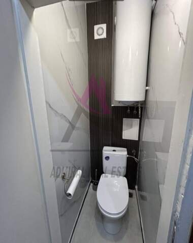 Închiriere - Apartament în Ceaîka,  Varna