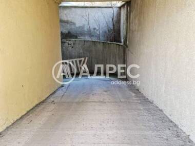 Ενοίκιο - Θέση στάθμευσης σε Гранд Мол,  Варна