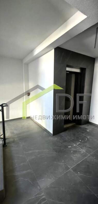 Vânzare - Apartament în Briz,  Varna
