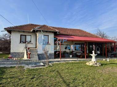 Satış - Ev olarak Polski Trambeş,  Veliko Tarnovo