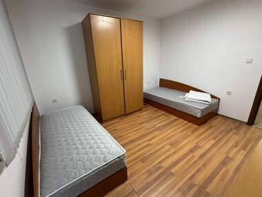 Vânzare - Apartament în Văzrajdane,  Burgas