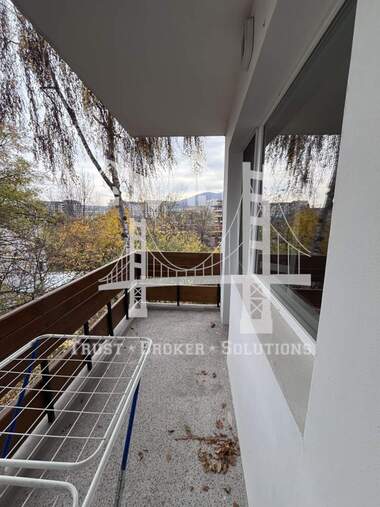 Vânzare - Apartament în Mladost-2,  Sofia