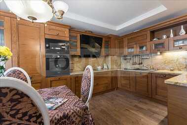 Închiriere - Apartament în Center,  Varna