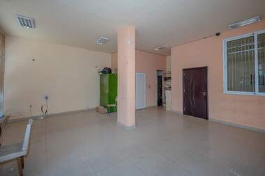 Verkauf - Laden/Büro/Schönheitssalon/Zahnarztbüro in Trakia,  Plowdiw