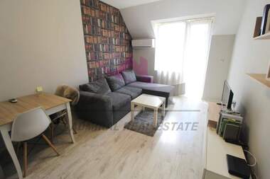 Kira - Apartman olarak Mladost 1,  Varna