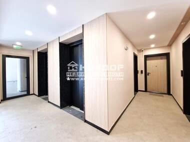 Vânzare - Apartament în Trakia,  Plovdiv