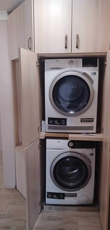 Închiriere - Apartament în Center,  Ruse