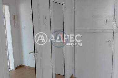 Verkauf - Wohnung in Mladost 1,  Warna