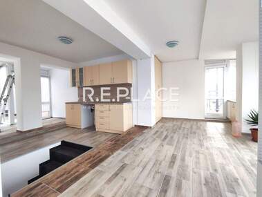 Satış - Apartman olarak Pogrebi,  Varna