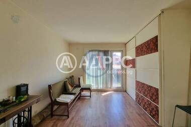 Vânzare - Apartament în Triăgălnika-Nadejda,  Sofia