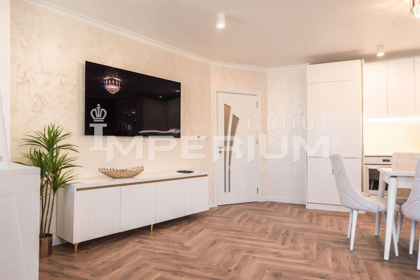 2 bedroom Apartment in Center, Varna – photo 7