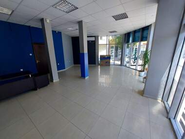 Verkauf - Laden/Büro/Lager/Schönheitssalon/Gastronomie in Waroscha,  Targowishte