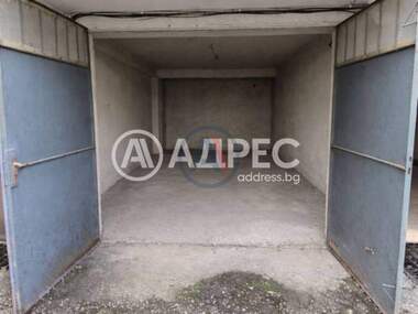 Πώληση - Θέση στάθμευσης σε Трошево,  Варна