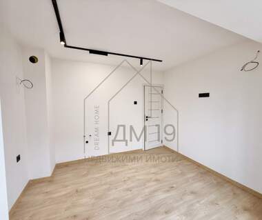 Vânzare - Apartament în Ceaîka,  Varna